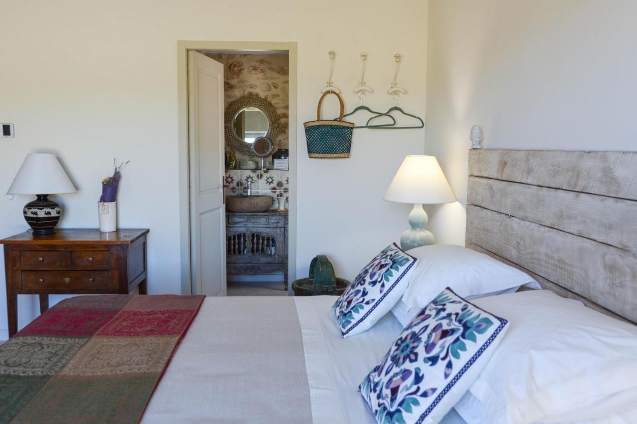 La Bastide Neuve Bed & Breakfast Joucas Eksteriør bilde
